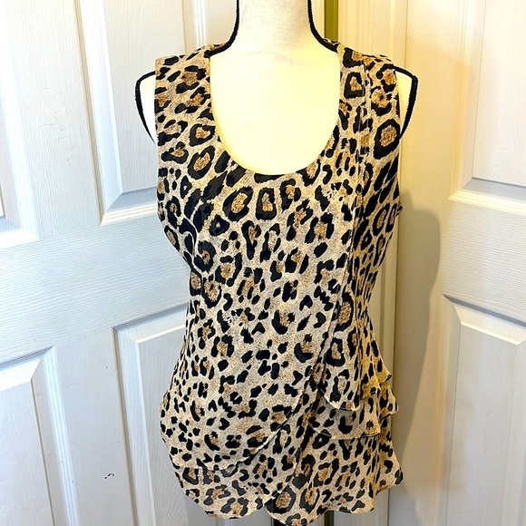 Milano Tops - Milano sleeveless top. Size‎ medium